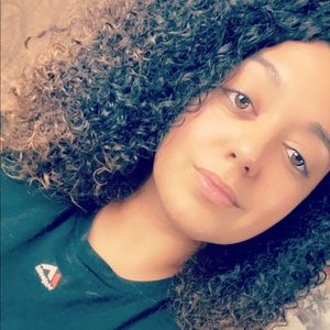 Meet your Posher, Natasha